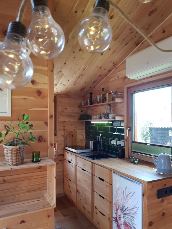 Zirbenholz Tiny House "Waldhauszeit" Am See Mucke Exterior photo